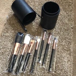 New! Morphe Brush set/ case